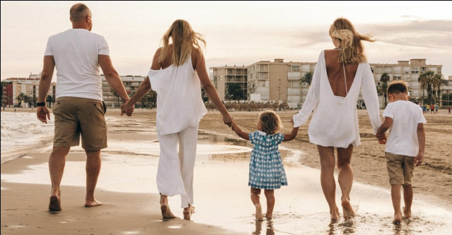 Look What Mom Found: A Simple Guide to Family, Lifestyle, and Parenting Finds